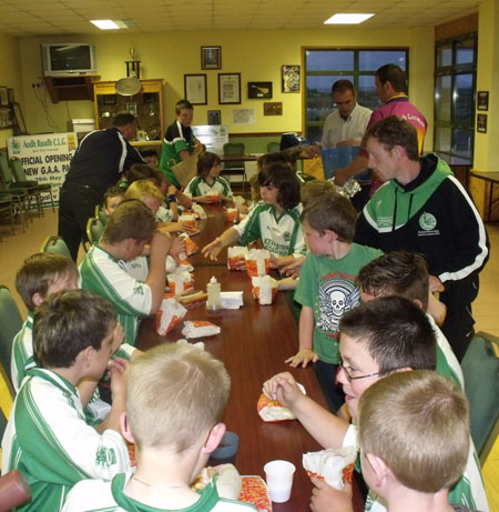 The Aodh Ruadh under 8 hurlers in Letterkenny.