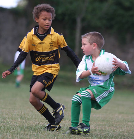 Action from the under 8 blitz against Saint Eunan.