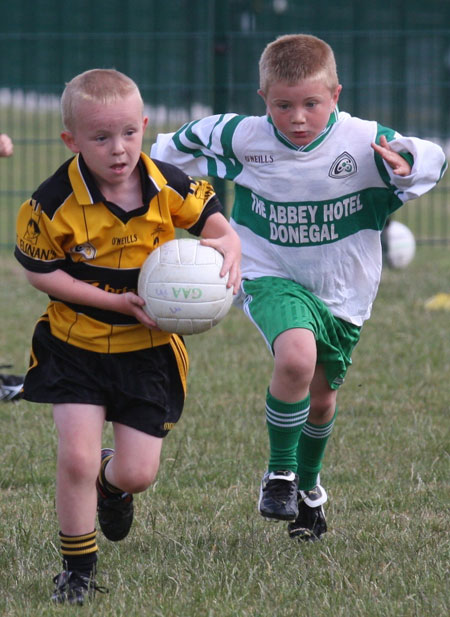 Action from the under 8 blitz against Saint Eunan.