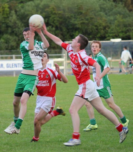 Action from the championship game between Aodh Ruadh and Dungloe.