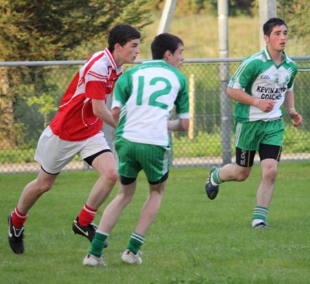 Action from the championship game between Aodh Ruadh and Dungloe.