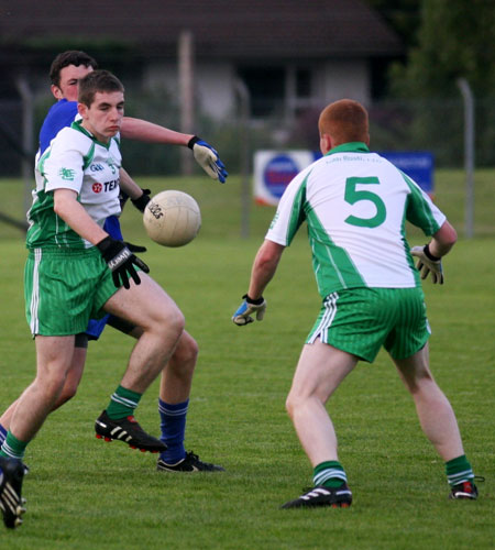 Action from the minor championship first round between Aodh Ruadh and Four Masters.