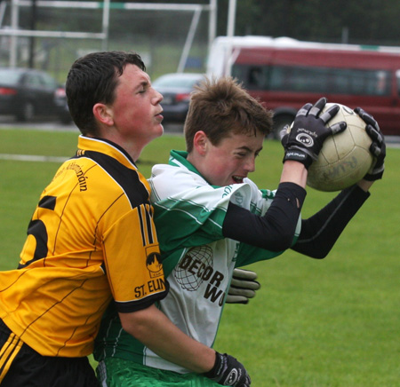 Action from the Óg Sport county finals.