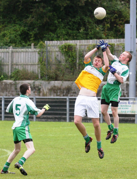 Action from the Óg Sport county finals.