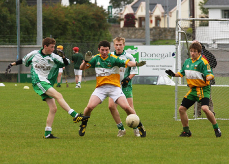 Action from the Óg Sport county finals.