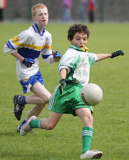 Action from the under 14 challenge between Aodh Ruadh and Errigal Ciaran.