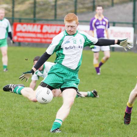 Action from the challenge game between Aodh Ruadh and Derrygonnelly Harps.