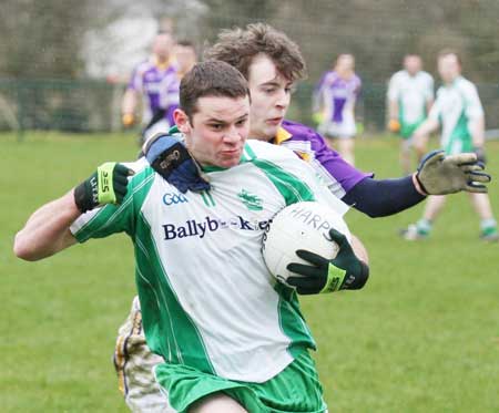 Action from the challenge game between Aodh Ruadh and Derrygonnelly Harps.