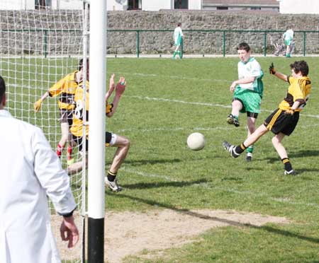 Action from the under 16 league clash between Aodh Ruadh and Bundoran.