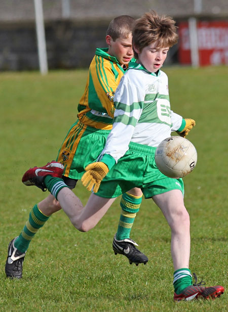 Action from the under 12 league game between Aodh Ruadh and Ardara.