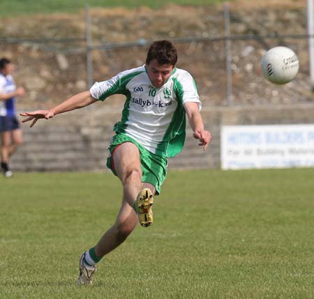 Action from the intermediate championship match against Fanad Gaels.