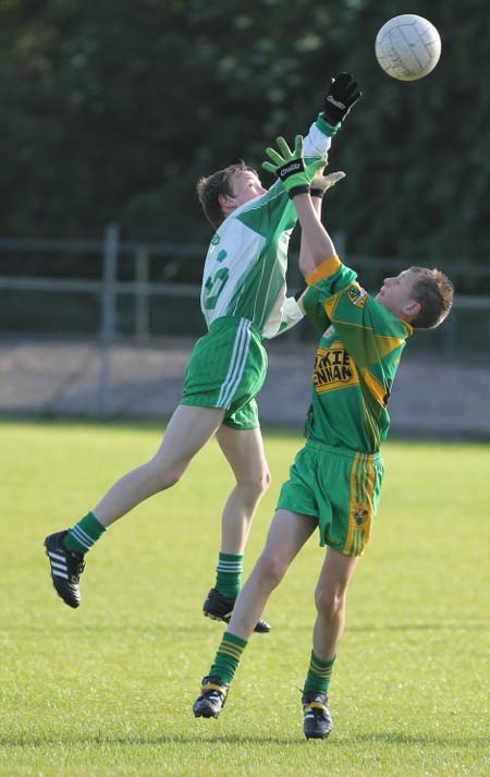 Action from the under 12 league game between Aodh Ruadh and Ardara.