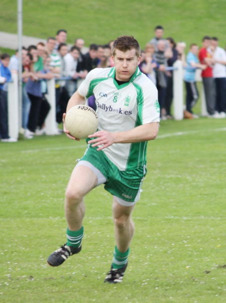 Action from the intermediate championship match against Fanad Gaels.