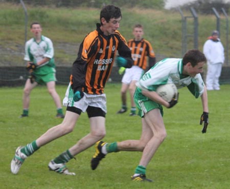 Action from the under 16 final in Dunkineely.