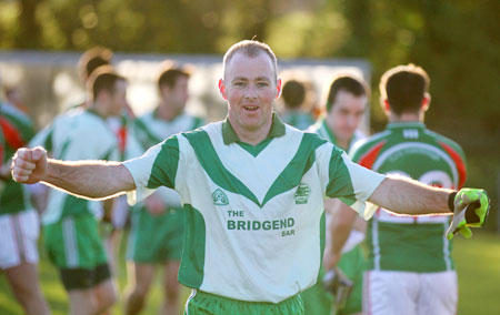 Action from the intermediate reserve football championship match against Saint Naul's.