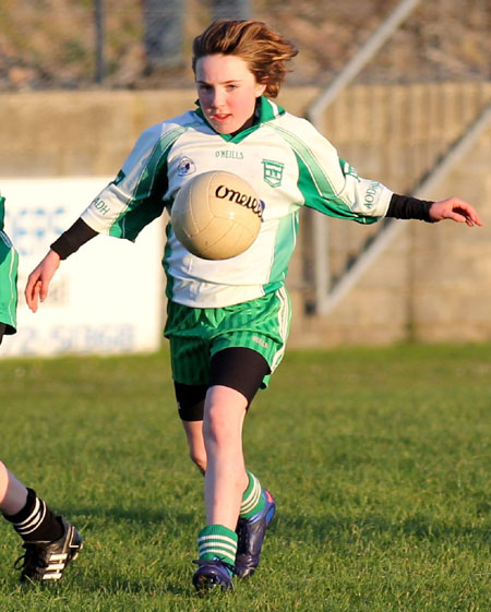 Action from the 2012 ladies under 14 match between Aodh Ruadh and Saint Naul's.