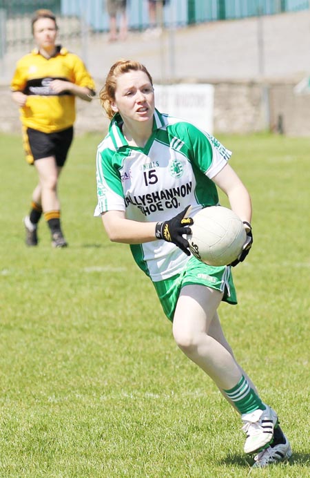 Action from the senior ladies league game between Aodh Ruadh and Saint Eunan's.