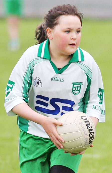 Action from the under 14 ladies league game between Aodh Ruadh and Kilcar.