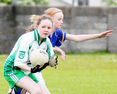 Action from the under 14 ladies league game between Aodh Ruadh and Kilcar.