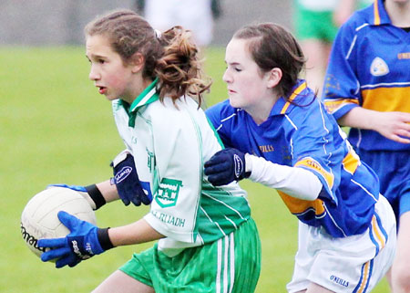 Action from the under 14 ladies league game between Aodh Ruadh and Kilcar.