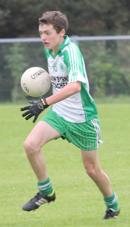 Action from the county championship semi-final between Aodh Ruadh and Gaoth Dobhair.