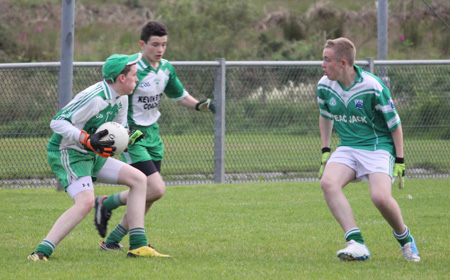 Action from the county championship semi-final between Aodh Ruadh and Gaoth Dobhair.