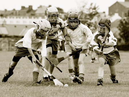 Action from the under 12 hurling game between Aodh Ruadh and MacCumhaill's.