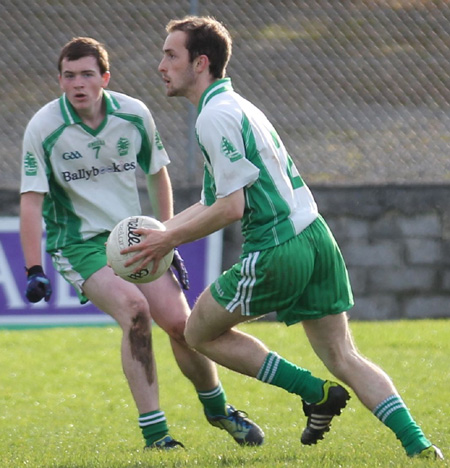 Action from the intermediate football championship match against Naomh Bríd.