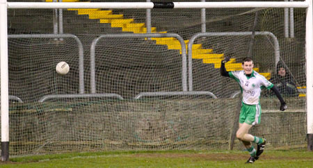 Action from the intermediate reserve football championship game against Naomh Columba.