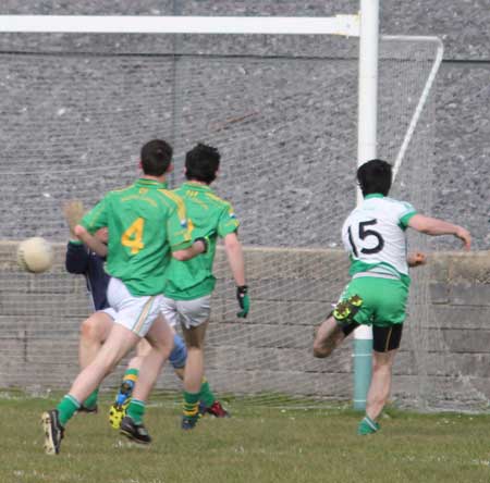 Action from the reserve division 3 senior game against Naomh Columba.