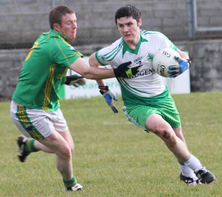 Action from the reserve division 3 senior game against Naomh Columba.