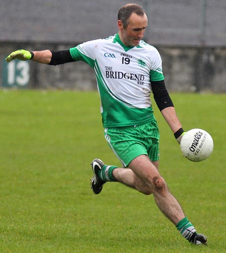 Action from the reserve division 3 senior game against Naomh Bríd.