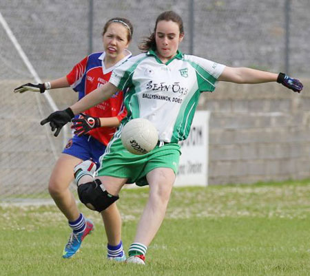 Action from the ladies under 14 match between Aodh Ruadh and New York.