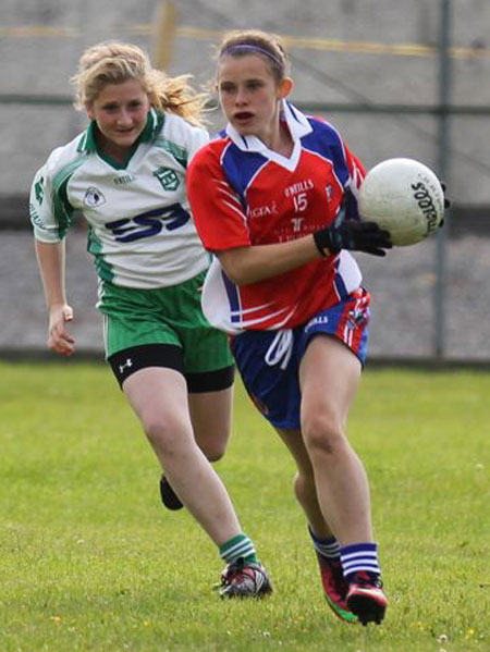 Action from the ladies under 14 match between Aodh Ruadh and New York.