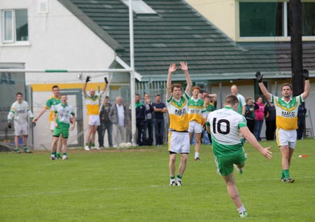 Action from the intermediate reserve championship game between Aodh Ruadh and Buncrana.
