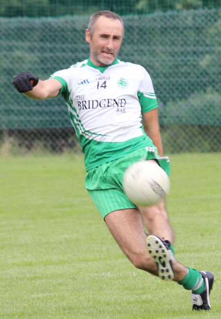 Action from the intermediate reserve championship game between Aodh Ruadh and Buncrana.