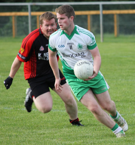 Action from the division three reserve league game between Aodh Ruadh and Red Hugh's.