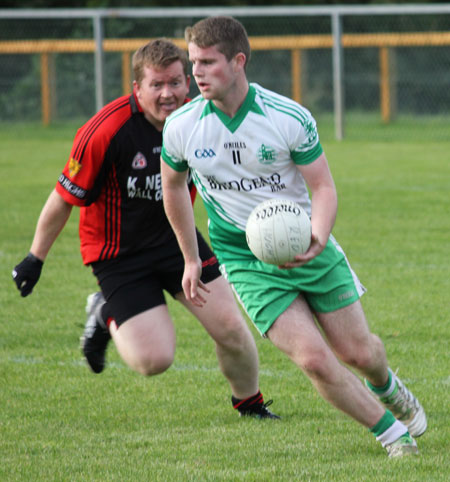 Action from the division three reserve league game between Aodh Ruadh and Red Hugh's.