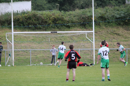 Action from the division three reserve league game between Aodh Ruadh and Red Hugh's.