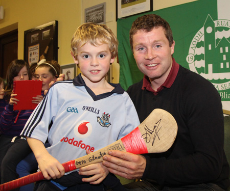 Scenes from the visit of Galway star to Damien Hayes to Aodh Ruadh.