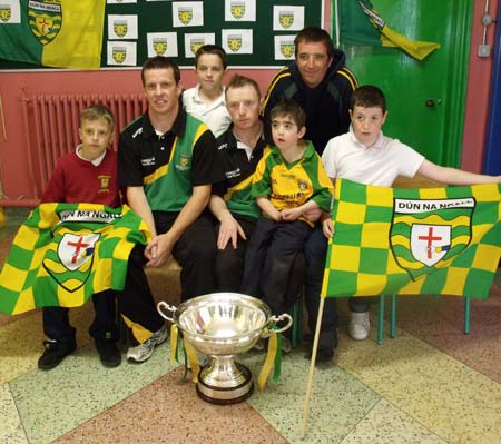 The lads with local Aodh Ruadh underage hurlers, Owen Doherty, Keith Greene, Kenzie Lee Ayres, Ryan McDonald and Michael Ayres, our under 12 manager.