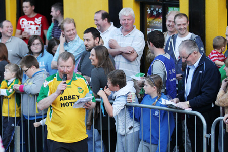 Some shots from the 2011 Ballyshannon pig races.