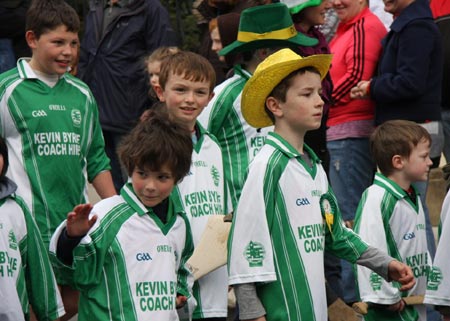 Aodh Ruadh in the Ballyshannon Saint Patrick's parade.