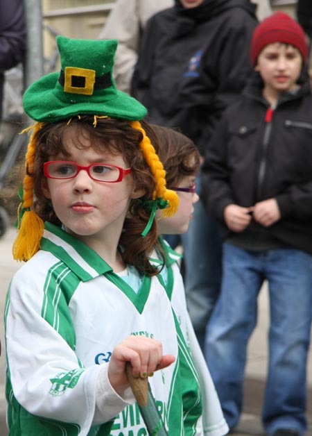 Aodh Ruadh in the Ballyshannon Saint Patrick's parade.