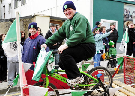 Aodh Ruadh take part in the 2011 Saint Patrick's Day parade.