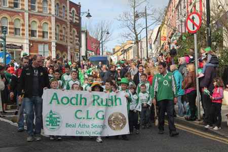 Aodh Ruadh take part in the 2012 Saint Patrick's Day parade.