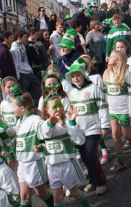 Aodh Ruadh take part in the 2012 Saint Patrick's Day parade.