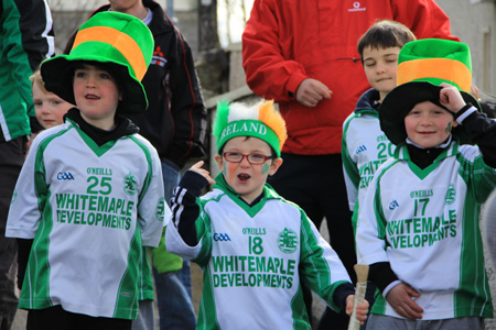 Aodh Ruadh take part in the 2013 Saint Patrick's Day parade.