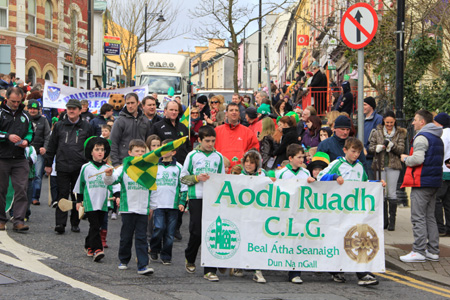 Aodh Ruadh take part in the 2013 Saint Patrick's Day parade.