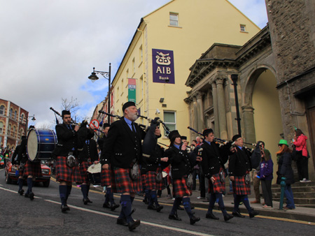 Aodh Ruadh take part in the 2013 Saint Patrick's Day parade.